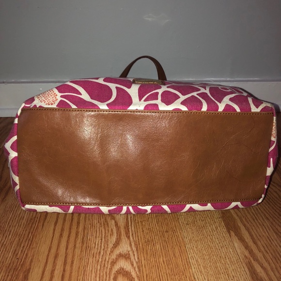 Tommy Hilfiger Spring Floral Canvas Tote - Picture 3 of 8